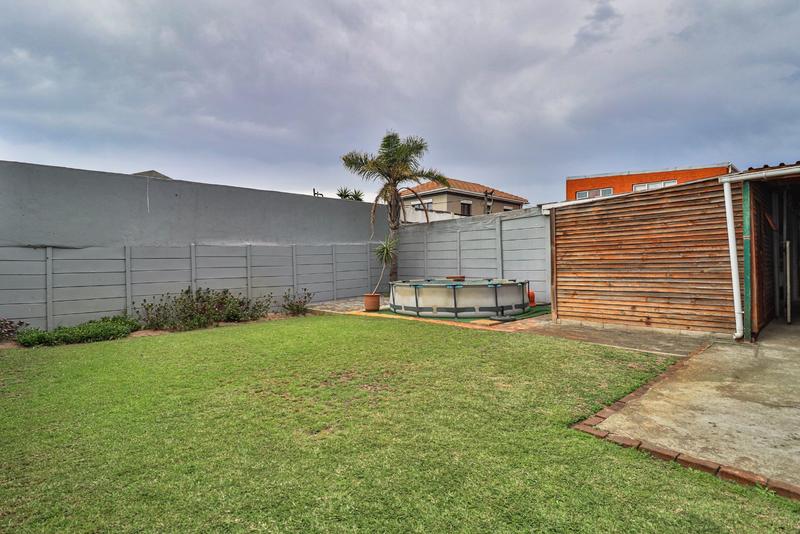 3 Bedroom Property for Sale in Wetton Western Cape